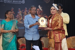 Gurudakshina to Padmabhushan Dr. Kanak Rele